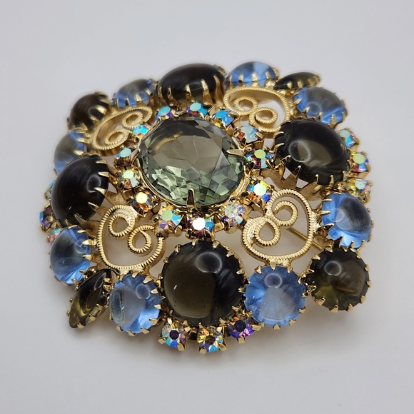 Juliana D&E Blue & Smokey Quartz Glass & AB Rhinestone Filigree Heart Brooch - Picture 5 of 8